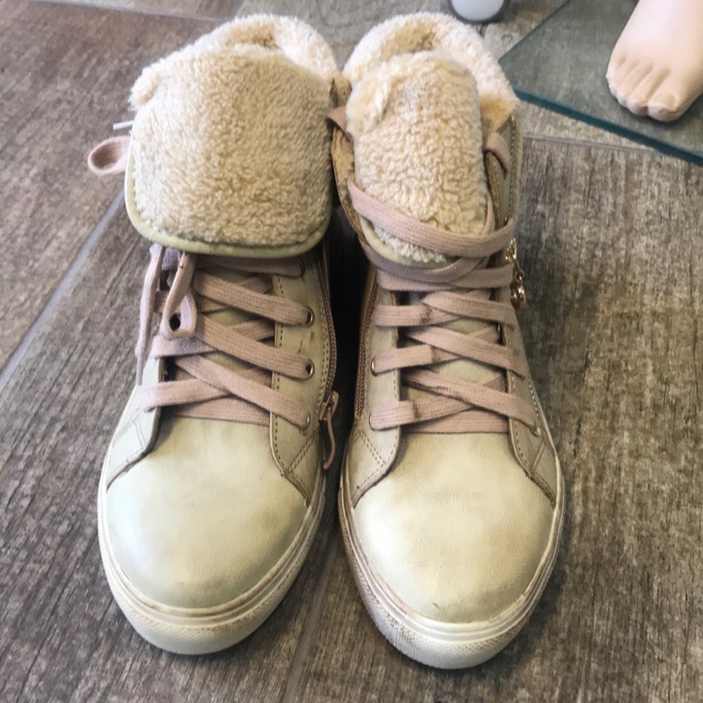Ankle boots